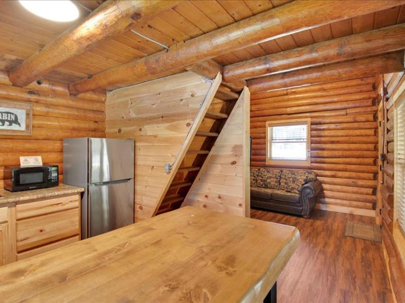 Deluxe 1 Bedroom With Parking * Pigeon Forge